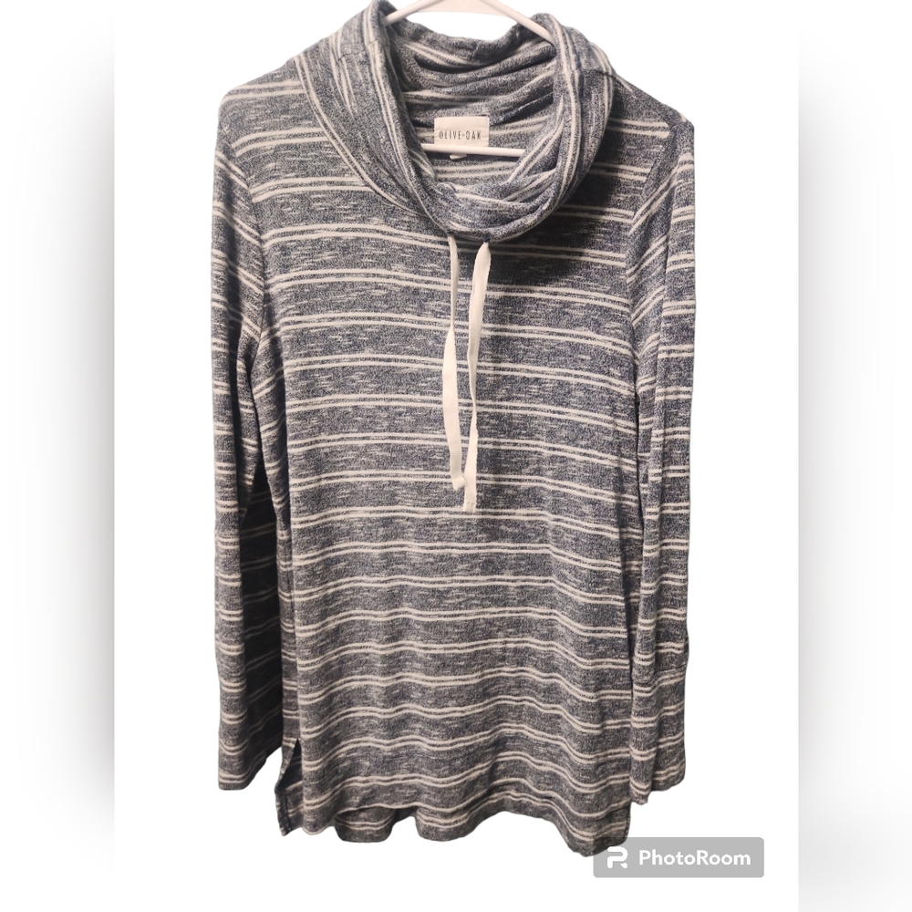 OLIVE & OAK  Cowl Neck Knit Top Blue & White Striped Womens Size Large